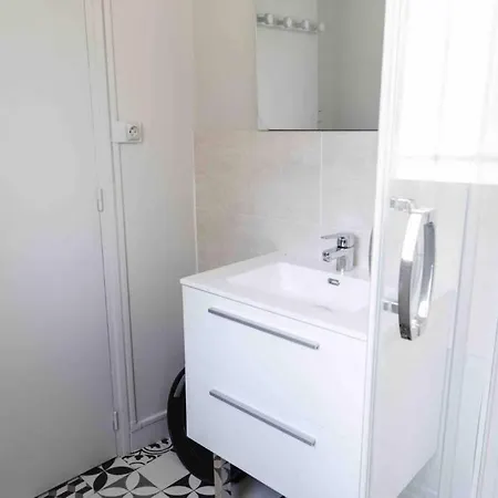 Superbe Appartement Avec Parking Ferme Gratuit . *